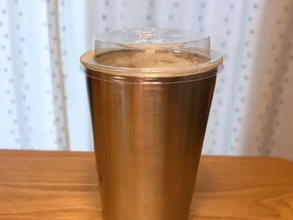 コンビニコーヒーをそのまま入れると？　ダイソー『タンブラー』の実力に「何個も欲しい！」
