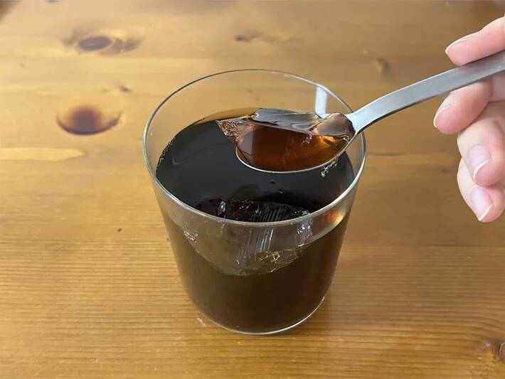 麦茶を『固めて』できたのは…？　予想外のおいしさに「何これ！？」