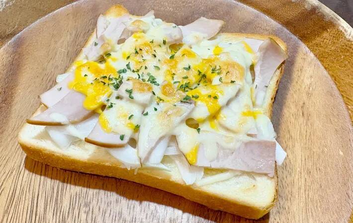新玉ねぎのスライスが余ったらコレ！　夫と子供がハマった簡単朝食レシピ
