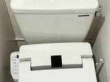 「トイレのデッドスペースに『浮かせる収納』　100均アイテム2種を生かすと「手間が減った！」」の画像3