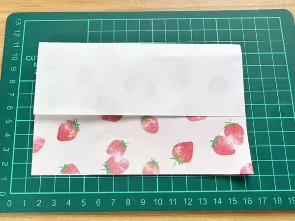 「いらない『チャック袋』が宝物に！？　両面テープを貼って…」の画像