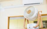 「『扇風機をつけたまま寝ると身体に悪い』は本当？　医師に聞いた「注意したい使い方」」の画像3