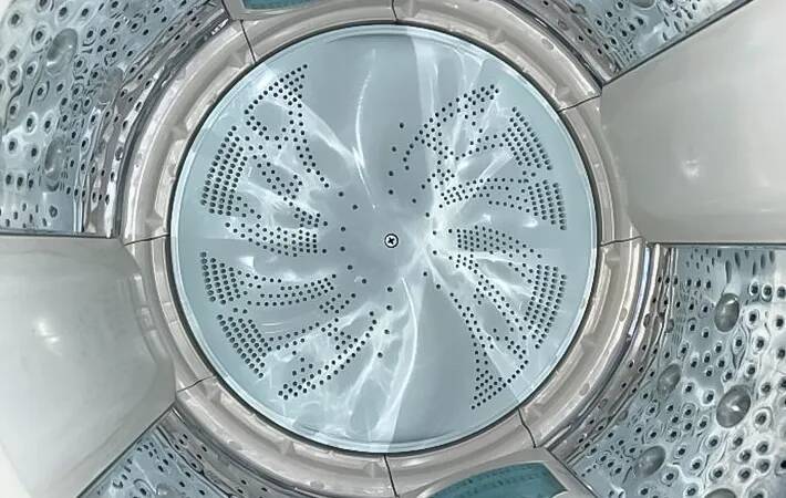 なぜ冬なのに服がにおう？　洗濯研究家のアドバイスに「盲点だった」