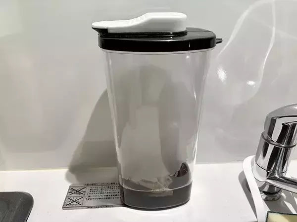 「麦茶を電子レンジに入れて2分半　伊藤園直伝の作り方が「夏に便利！」」の画像