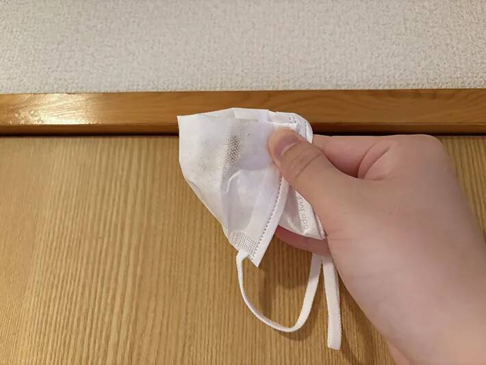 折りたたんだマスクで拭くだけ！　笑っちゃうほど蛇口がピカピカになった【活用法】