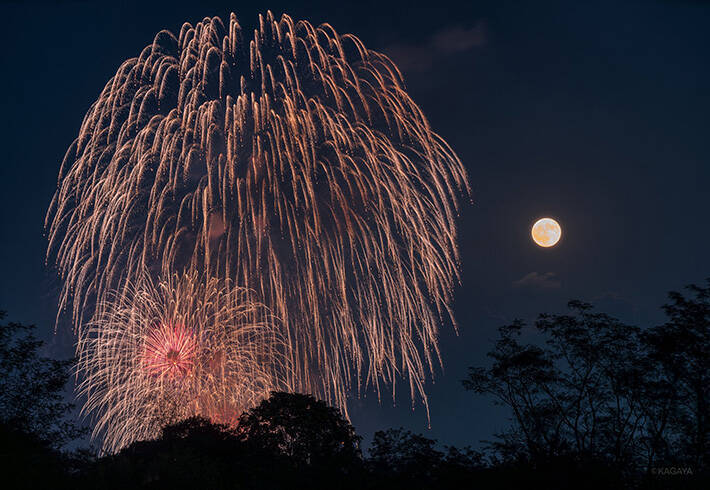 埼玉で撮影された、満月の1枚　隣に写っていたのは…「貴重だ」「疲れが吹っ飛ぶ」