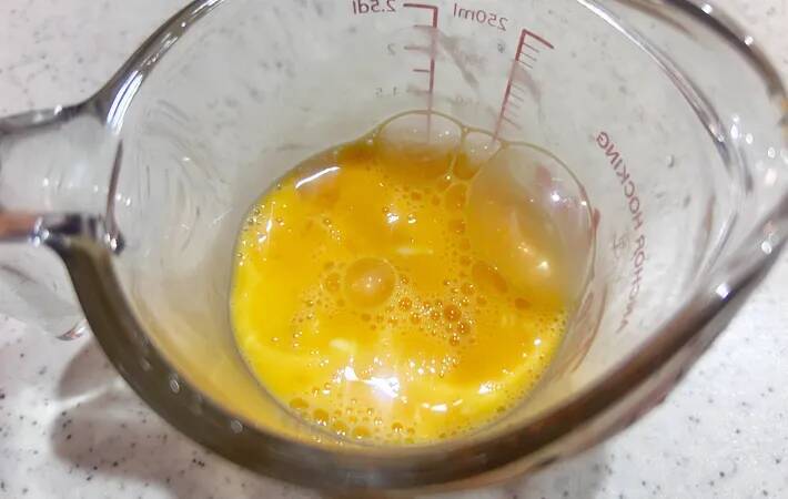 『玉子焼き＝おかず』じゃない！　切ってびっくりの玉子焼きがこちら！【お弁当レシピ】