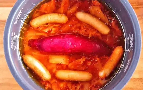 「サツマイモを丸ごと炊飯器に…？　管理栄養士おすすめの簡単レシピ」の画像