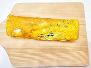玉子焼きに『4分の1パック』入れてみて！ ピリッと辛味が効いて「高校生息子も大満足」