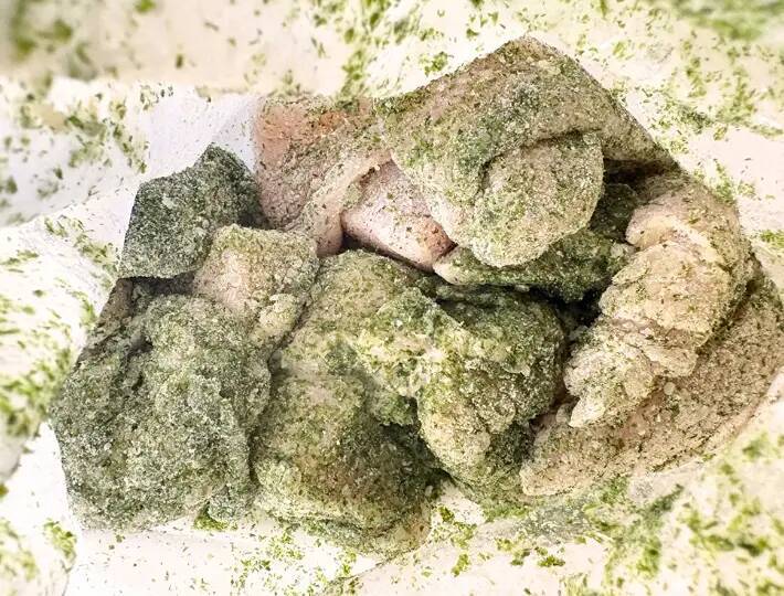 安い鶏むね肉に『大さじ2杯』プラスして揚げ焼き　食べた家族が「から揚げより好きかも！」