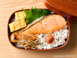 前日の残り物、そのまま詰めるのはOK？ダメ？　夏の“作り置きおかず”を安全に弁当に入れるには