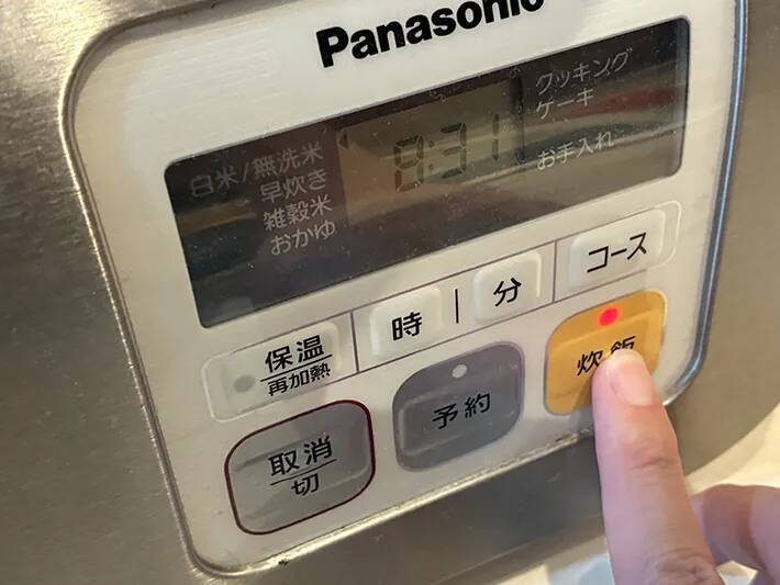ごま油1杯を入れて炊いたら？　簡単な工夫で、ご飯の仕上がりが劇的に変わる！
