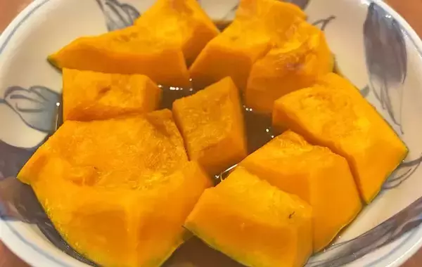 「いつもの作り方は忘れて！　鍋は使わない『絶品カボチャの煮物』の作り方」の画像