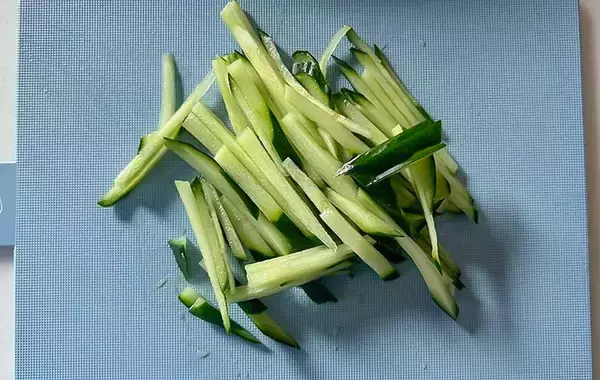 「うちの子が「止まらない！」　そうめんの予想外アレンジレシピ」の画像