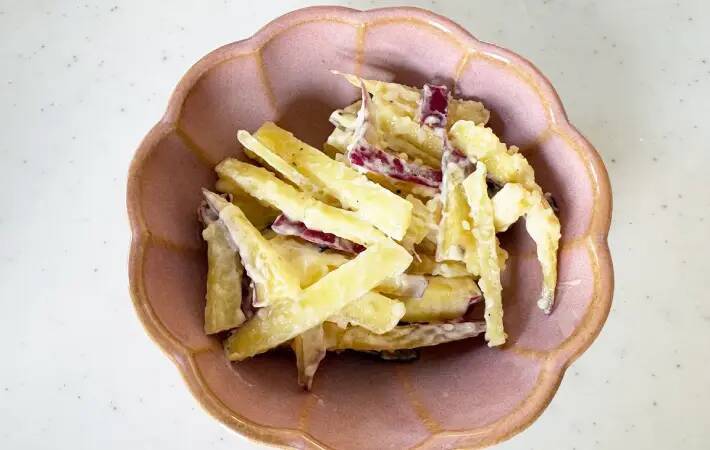 サツマイモを細切りにして…　10分で作れる簡単副菜に「甘さが引きたった」【作り置きレシピ】