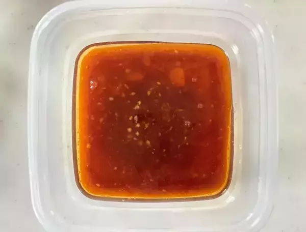 「タッパーに材料4つ入れるだけ！　作業5分の「卵おかず」に高校生の息子が絶賛」の画像