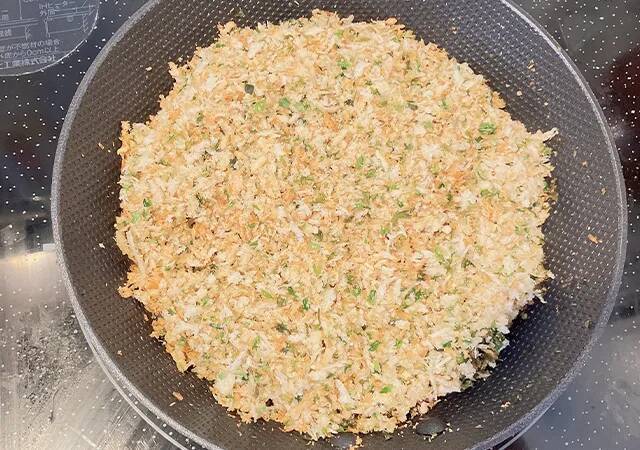 油少なめで満足度たかめ！　揚げないサーモンフライの驚きレシピ