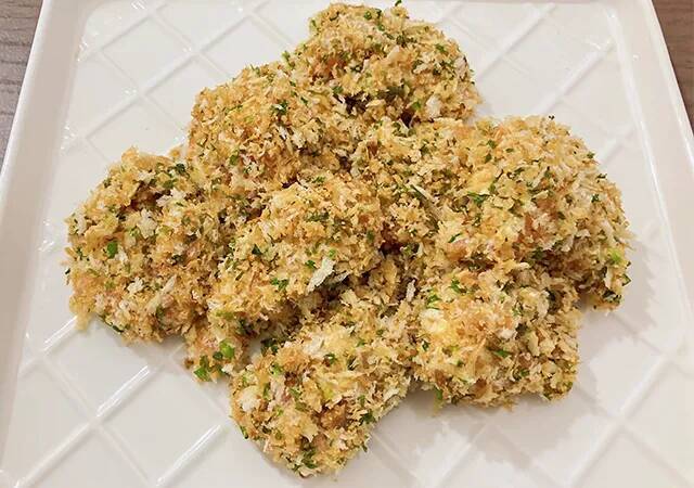 油少なめで満足度たかめ！　揚げないサーモンフライの驚きレシピ