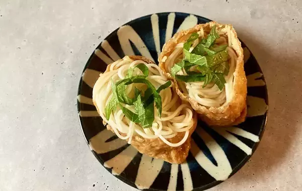「余ったそうめんは『いなり』に入れて！食べた家族が「おやつ感覚でいける」」の画像