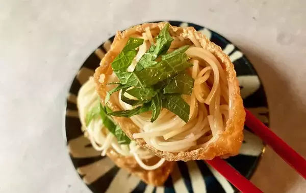 「余ったそうめんは『いなり』に入れて！食べた家族が「おやつ感覚でいける」」の画像