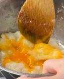 「切り餅にバターと卵黄を混ぜると？　完成品に「家族で争奪戦」「最高すぎる」」の画像4