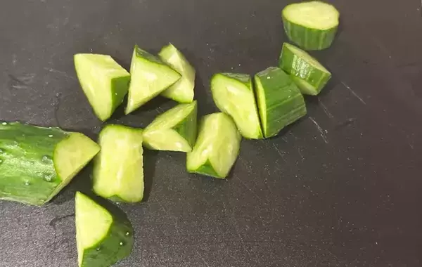 「余ったキノコは漬けてしまえ！　家族が大喜びした『新感覚おかず』が？【時短レシピ】」の画像