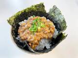 「納豆ご飯を食べる時の『最適解』？ 茶碗に海苔を敷けば…「正解はこれだったか！」」の画像4