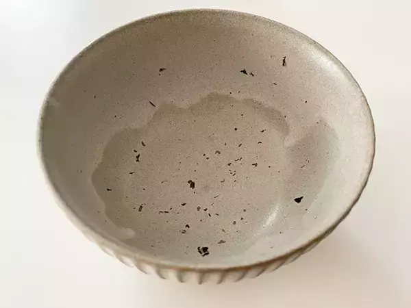 「納豆ご飯を食べる時の『最適解』？ 茶碗に海苔を敷けば…「正解はこれだったか！」」の画像