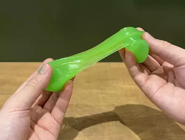 「『ダイソー』で見つけたモチモチのジェル　意外な使い方に「これは便利！」」の画像