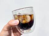 「ペットボトルのコーヒー、そのまま飲むの待って！　『ひとつまみ』のちょい足しに「夏にぴったり」「クセになる」」の画像1