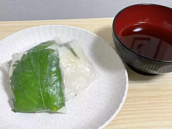 「そうめんと薬味を一緒に食べたい！　包んでみたら「食べ応え抜群」「おにぎりみたい」」の画像