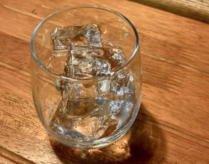 「米1合に氷2個」入れるだけ！　手軽すぎる炊飯テクに「もっと早く知りたかった」【炊飯術4選】
