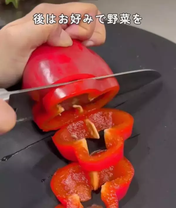 「ゆで卵を『割り箸』で挟むと？　仕上がりに「子供も喜ぶ」「全部作りたい」」の画像