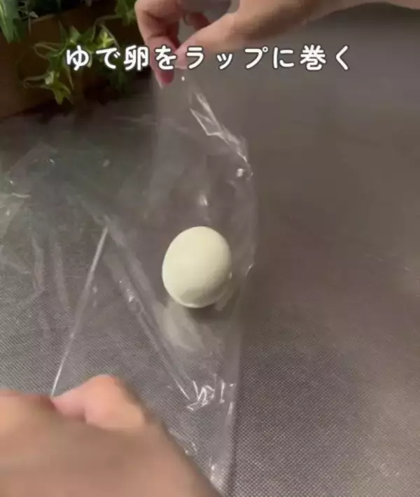 「ゆで卵を『割り箸』で挟むと？　仕上がりに「子供も喜ぶ」「全部作りたい」」の画像
