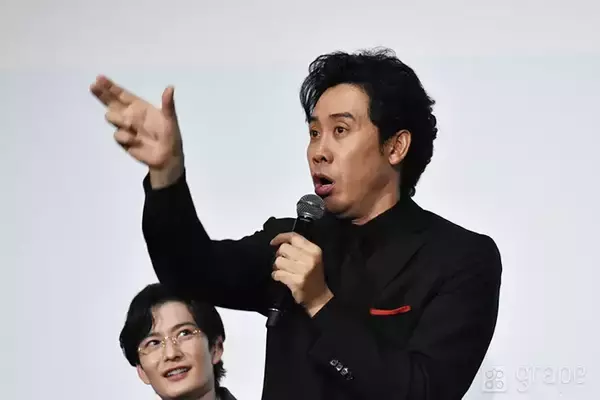 「【全文レポート】大泉洋、撮影中に福山雅治のモノマネをして岡田将生を困らせる」の画像