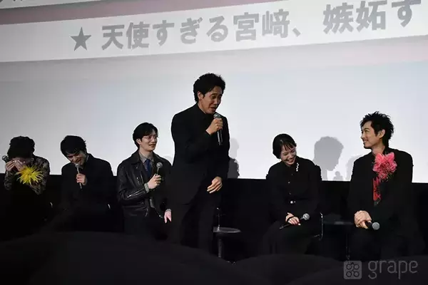 「【全文レポート】大泉洋、撮影中に福山雅治のモノマネをして岡田将生を困らせる」の画像