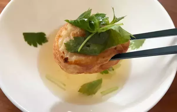 「冷凍たこ焼きが料亭級に！　5分で楽しめる明石焼き風アレンジに「この発想はなかった」」の画像