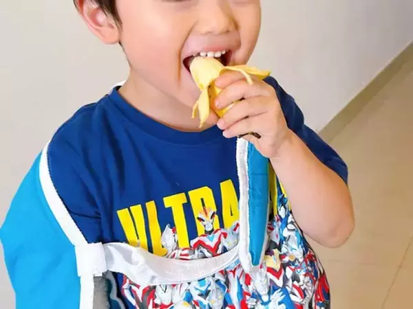 「マレーシアの『バナナ』が手のひらサイズで可愛い　地元の人の食べ方は？」の画像