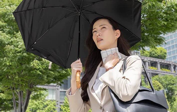汗をかく夏、『ハンカチ』はどの素材がベスト？　プロに聞いた