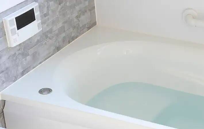 給湯器の温度、夏も冬も同じにしてない？　ガスの無駄を防ぐコツは