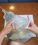 「パンパンのビニール袋もサッと結べる！　簡単な裏技に「解くのもラクなんて」」の画像5