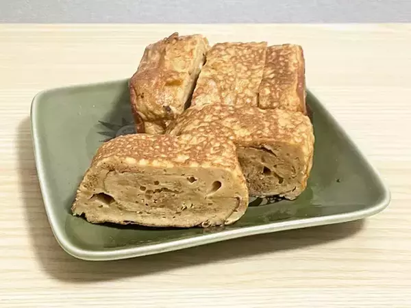 「玉子焼きに大さじ2杯加えるだけ　いつもより香ばしい焼き上がりに「また作る」「腹持ちがいい」」の画像