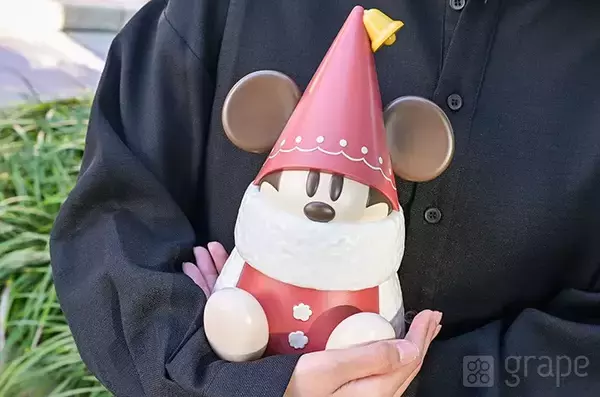 「【クリスマス限定】発売直後から品薄！　ディズニーの『飾れるお土産』がフィギュア級の存在感」の画像
