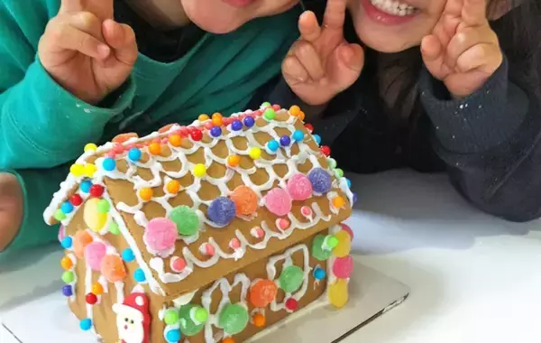 「子供「残りはサンタさんに食べてもらおう」　クリスマスパーティーで母親がピンチ！」の画像