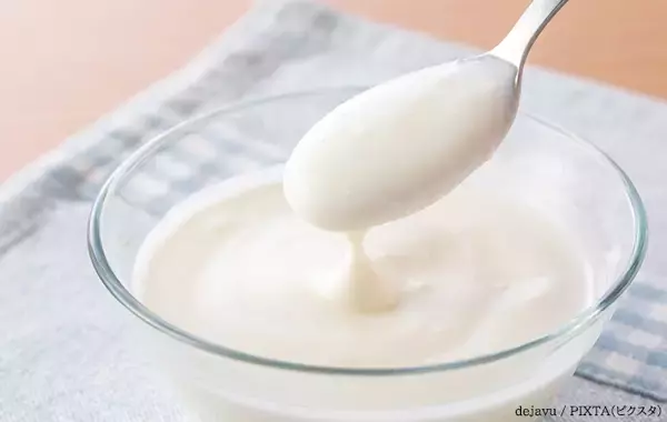 「コーヒーフィルターにヨーグルトを入れて完成！　5時間後の姿に「専門店の味がした」「全部これにしたい！」」の画像