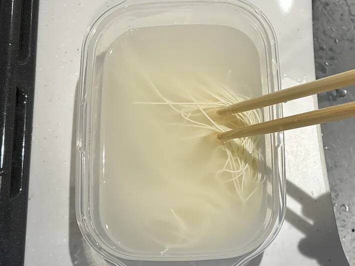 そうめん1束を500Wレンジでチン！　手順4つで作れる10分レシピが「絶品！」