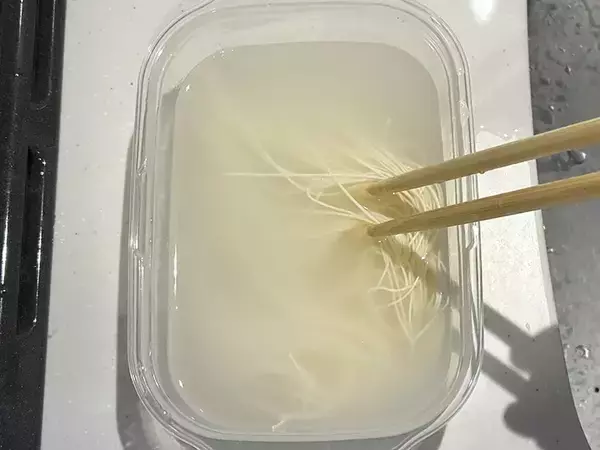「そうめん1束を500Wレンジでチン！　手順4つで作れる10分レシピが「絶品！」」の画像