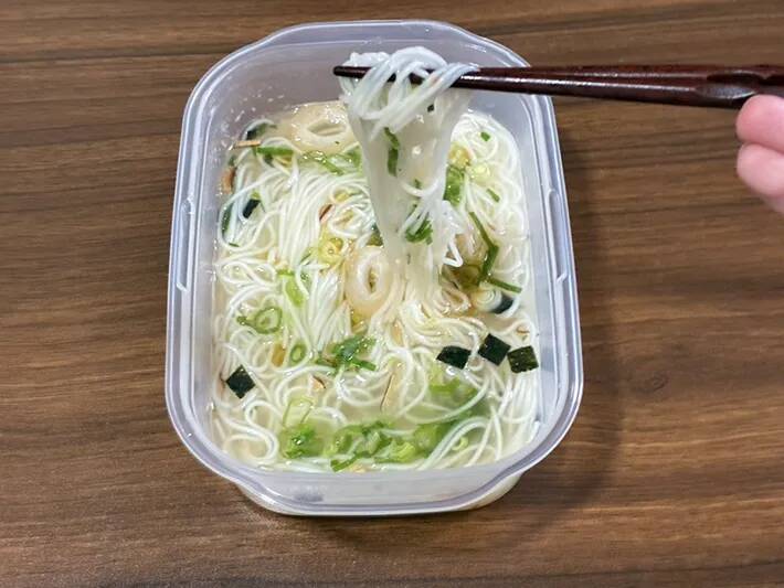 そうめん1束を500Wレンジでチン！　手順4つで作れる10分レシピが「絶品！」