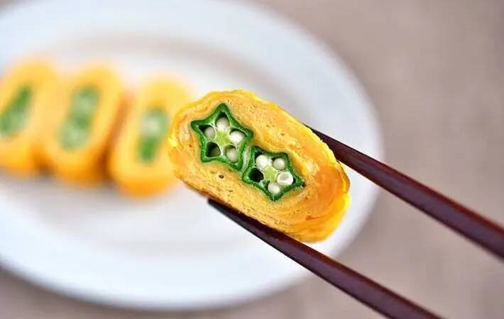玉子焼きに『2本』入れてみて！　切ると「断面かわいい」「食感がいい」【管理栄養士のレシピ】