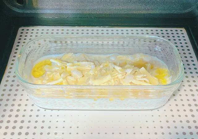 耐熱容器にごはんを入れて？　5分後にできた簡単リゾットに「満足感がすごい！」」